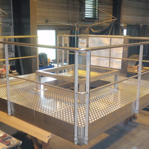 plateforme-avec-garde-corps
